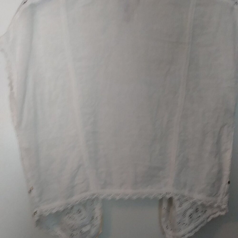 Chico's White Short Sleeve Cropped Naya Shrug  Size 0 - Picture 9 of 9
